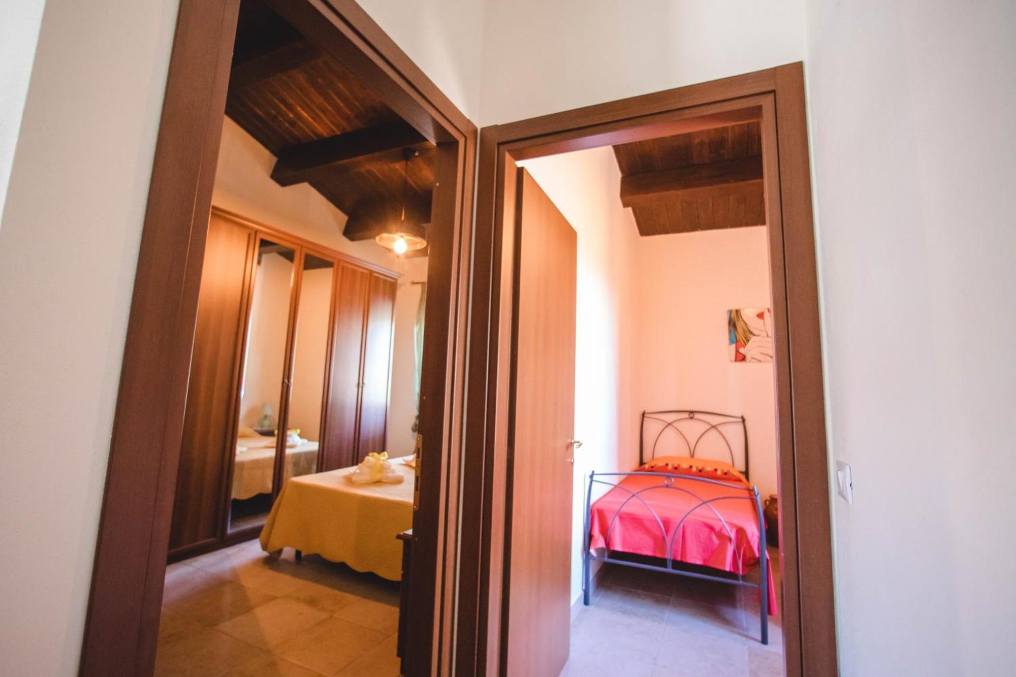 Calami - Villa Romeo - Private Apartments With Pool, Seaview & Olive Grove Santa Caterina Dello Ionio Marina Buitenkant foto